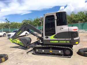 Mini-excavatrice sur chenilles Zoomlion Ze60e à prix abordable pour les fermes et les particuliers - Product Image 3