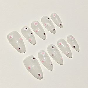 Muhaha Trend Design Brand Push-On Nails Fleurs roses avec strass - Product Image 1