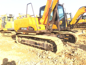 Excavadora de cadenas SANY SY135C de 13.5 toneladas usada de alta calidad con motor, caja de cambios, bomba y PLC - Product Image 4