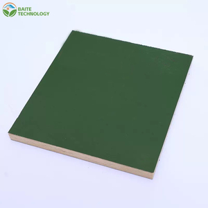 Panneau stratifié vert de 18 mm avec film PP emboîtable, panneau composite moderne imperméable, écologique et anticorrosion, pour usage extérieur - Product Image 2