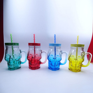 Venta al por mayor nuevo diseño de gran capacidad creativa con cabeza de <span class=keywords><strong>calavera</strong></span> vaso de cristal <span class=keywords><strong>vodka</strong></span> licores nuevo tarro de cristal fiesta Bar cristalería - Product Image 1