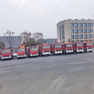 Équipement pour véhicule de pompiers, 4x2, 8 m3, camion de pompiers, réservoir en mousse d'eau, fabrication - Product Image 3