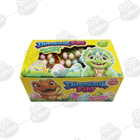 Les fabricants de bonbons vendent des chewing-gums en forme d'œuf de dinosaure, des cadeaux sucrés aux saveurs fruitées pour enfants, emballage en vrac