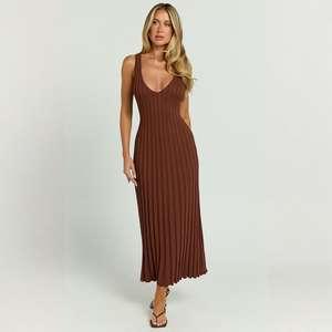 Kadın yaz kolsuz nervürlü çizgili Ruffled dekorasyon doğal bel katı desen ile örme elbise uzun zemin uzunluğu - Product Image 1