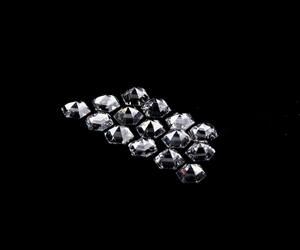 Boucles d'oreilles en diamant de laboratoire taille hexagonale 5,0 mm, couleur fantaisie, coupe antique unique, certifiées IGI - Product Image 4