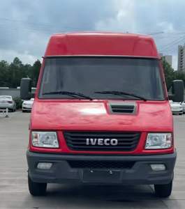 Furgone Iveco Daily A35 Usato Modello <span class=keywords><strong>2020</strong></span> Motore Diesel Trasmissione Manuale Doppio Uso Passeggeri e Merci - Product Image 2