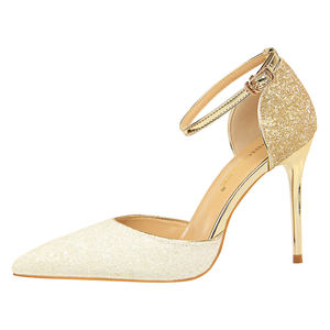 283-6 Europeo e Americano sexy del locale notturno femminile <span class=keywords><strong>tacco</strong></span> <span class=keywords><strong>alto</strong></span> hollow bocca superficiale sottolineato sfumatura di colore paillettes <span class=keywords><strong>sandali</strong></span> - Product Image 1