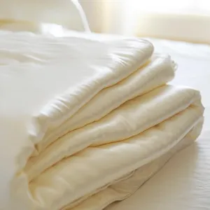 Natural Soft Silk Quilt 100% Pure Natural Long Grade Mulberry Silk Filled Comforter/Quilt/ Duvet