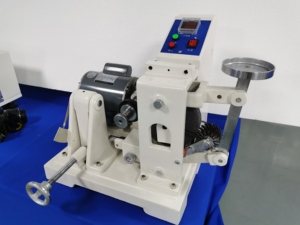 เครื่องทดสอบการขัดถูแบบอะครอน ISO 4662, เครื่องทดสอบความทนทานต่อการสึกหรอของพื้นรองเท้ายางสำหรับการทดสอบวัสดุยางวัลคาไนซ์ - Product Image 2