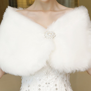 Accessoires châle robe de mariée blanche épaissie chaude cape de type lapin pour mariée et demoiselles d'honneur pour les saisons d'hiver - Product Image 6