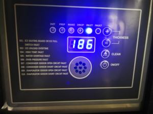 Mesin Pembuat Es Batu Industri Besar Pabrik 900KG Per Hari - Product Image 5