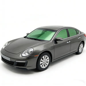 Película para Ventanas de Auto Ultra HD de Nuevo Tipo, Película Aislante para Vidrios de Auto Atenuable, Película Reflectante de Titanio de 4mil - Product Image 1