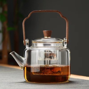 Teko teh kaca borosilikat tinggi, teko teh tahan panas dengan pegangan kayu berkelanjutan, peralatan minum teh pesta teh
