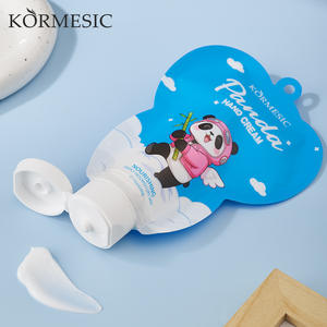 KORMESIC Crema Mani Idratante e Riparatrice Personalizzata all'Ingrosso con Animali Carini (Pinguino, Gatto Bianco, Coniglio, Panda) per Idratazione e Ammorbidimento - Product Image 2