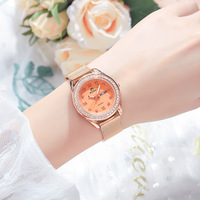 Montre de luxe pour femmes de haute qualité, vente en gros, double calendrier, logo personnalisé, boîtier en alliage, mouvement à quartz, aiguilles de 16 mm, acier inoxydable