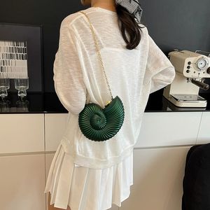 Toptan çanta yeni tasarım benzersiz moda zincir Crossbody çanta akrilik kabuk kabuklu şekilli çanta kadınlar için - Product Image 4