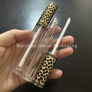 ISMAN Tube de brillant à lèvres rond de luxe 4 ml avec capuchon doré creux, contenant en plastique transparent pour rouge à lèvres liquide, vente en gros, logo personnalisé, vente en vrac - Product Image 5
