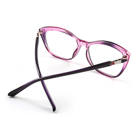 Lunettes de lecture élégantes pour femmes, design œil de chat de luxe, monture légère en PC, branches en métal doré, verres transparents anti-reflets