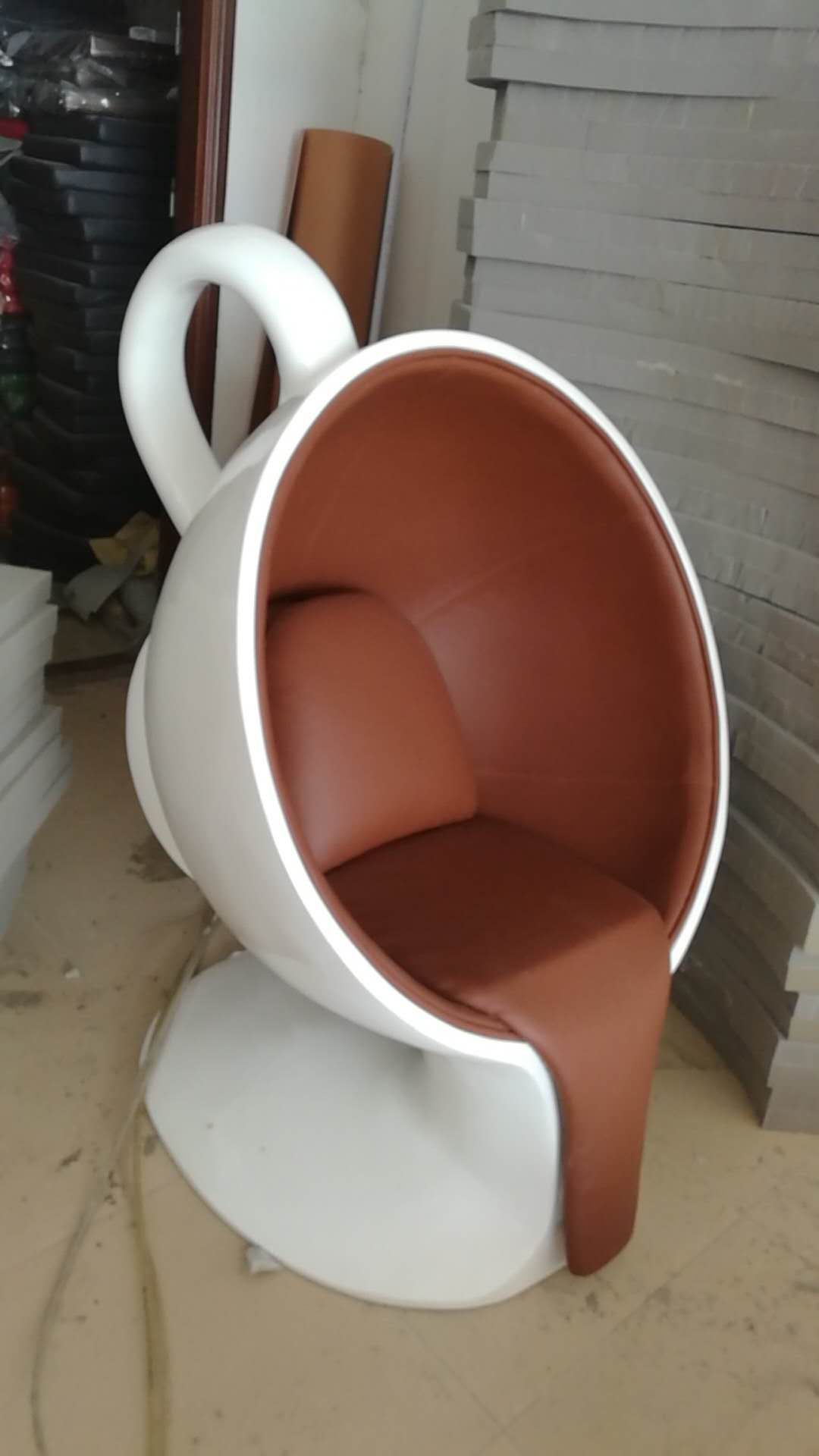 สีน้ำตาล