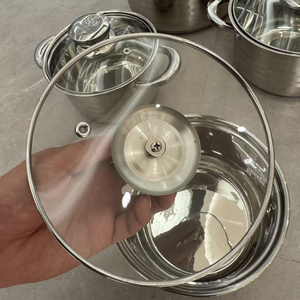 <span class=keywords><strong>Set</strong></span> di Pentole e Padelle in Acciaio Inox da 12 Pezzi, Economico, Antiaderente, per Cucina e Campeggio - Product Image 3