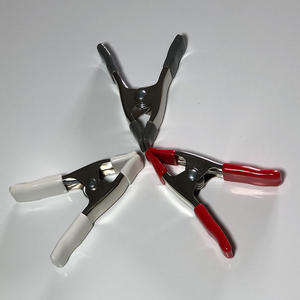 Clips de Ropa en Forma de U Duraderos de 4 Pulgadas, Aleación de Hierro Niquelado con Funda de PVC para Vestidos de Novia y Fijación en Trabajos de Madera - Product Image 2