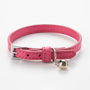 ปลอกคอสุนัขและแมวหนัง PU ปรับขนาดได้ปรับได้ลายกระดิ่งขนาดเล็กทำจากหนังแท้ - Product Image 1