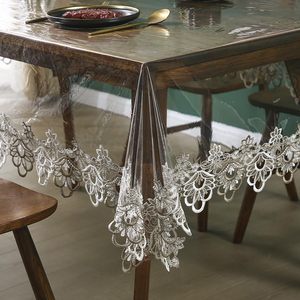 HuiHe Housse de <span class=keywords><strong>table</strong></span> élégante en <span class=keywords><strong>PVC</strong></span> transparent, nappe en vinyle transparente, 100% imperméable, protection de <span class=keywords><strong>table</strong></span> avec bordure en dentelle blanche délicate - Product Image 2