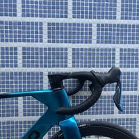 Ensemble de roues de vélo de course aérodynamique léger avec dérailleur électronique Wheeltop en fibre de carbone Toray T800 KOZO2 de 7,9 kg
