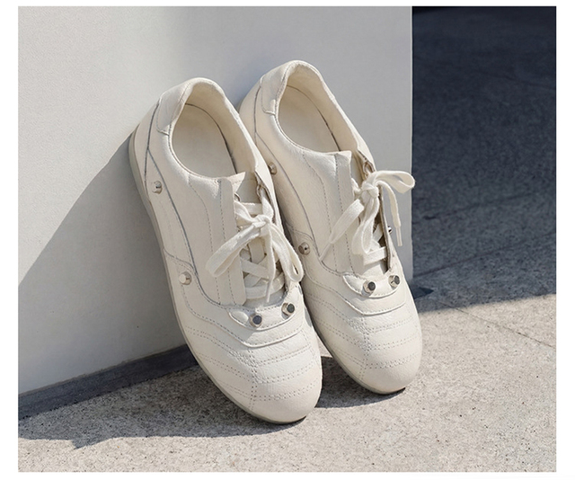 Paris Home New Silver Inner Height Increasing Lightweight Non-Slip Casual Sneakers Women's 2026 Early Spring All-match White