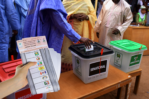 Venta al por mayor de urnas de seguridad general de plástico transparente de 43L para votación para una votación electoral segura - Product Image 4