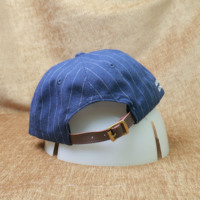 Gorra de Béisbol Personalizada de 5 Paneles con Rayas, Bordado de Marca, Hebilla Metálica Ajustable