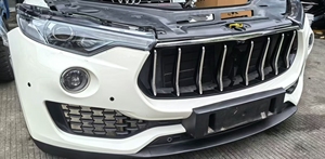 Componenti Esterni Adatti per il Paraurti Anteriore dell'Assemblaggio <span class=keywords><strong>Maserati</strong></span> Levante. Paraurti Anteriore con Radiatore - Product Image 4