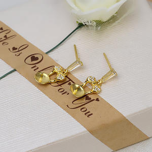 Boucles d'oreilles en argent S925, accessoires de bijoux en perles DIY, porte-boucles d'oreilles asymétriques avec forme triangulaire carrée, personnalisées 1146 - Product Image 4