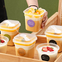 Gobelet à pudding jetable en PET de haute qualité, écologique, avec cuillère, boîte d'emballage pour dessert, vente en gros