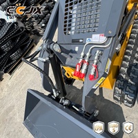 Chargeuse utilitaire compacte à faible consommation de carburant, moteur diesel, faible consommation pour les travaux agricoles, l'aménagement paysager, les contrats et les travaux de chantier