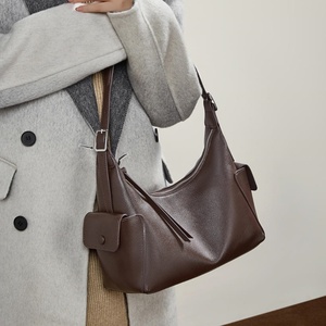 Sac messager en cuir véritable de qualité supérieure pour femmes, sac à bandoulière de luxe rétro de créateur, sac à bandoulière haute capacité pour femmes - Product Image 1