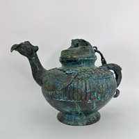 Marchandises anciennes personnalisées en bronze Artisanat de grande valeur artistique pour la décoration de musée Pot de coq céleste Artisanat historique en métal
