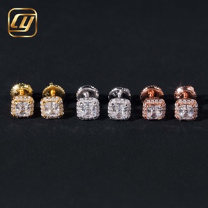 Boucles d'oreilles clous en moissanite taille Asscher, argent 925 plaqué or 18 carats, géométriques, de luxe, unisexe, pour usage quotidien - Product Image 1