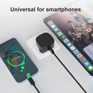 شاحن حائط <span class=keywords><strong>USB</strong></span> بمنفذ Type-C معتمد من UKCA وCE وCB وGS، قابس بريطاني، 5 فولت 2 أمبير، 12 فولت 1 أمبير، 9 فولت 1 أمبير، 7.5 فولت 2 أمبير، محول طاقة UKCA - Product Image 2