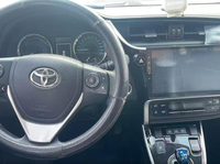 Toyota Corolla Berline Automatique Édition Tendance GL Essence 4 Portes 5 Places Volant à Gauche Moteur Turbo 2010