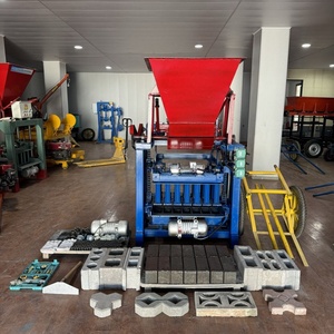 Máquina Multiusos 4-35 para Fabricación de Ladrillos, Máquina para Hacer Bloques con Gran Éxito de Ventas en los Emiratos Árabes Unidos - Product Image 1