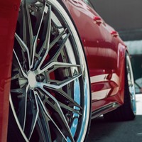 Vente Flash : Jantes forgées 2 pièces, finition noire mate avec argent poli, design multi-rayons pour Audi R8 2020