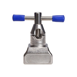 Dispositif de verrouillage de pince de table OT, pinces latérales radiales, équipement médical, <span class=keywords><strong>accessoires</strong></span> d'hôpital, fixation de pince B - Product Image 1