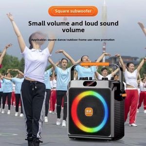 Loa karaoke mini di động chuyên nghiệp bán chạy với micro không dây, nguồn pin, hộp nhạc - Product Image 3