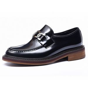 Mocassins décontractés pour hommes grande taille, style britannique, semelle plate, confortables pour la marche en extérieur - Product Image 4