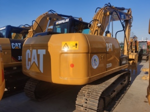 Excavadoras Usadas Originales de Japón, Caterpillar CAT312 de 12 Toneladas, Certificación CE, Excavación Profunda, Eficiencia de Combustible, con Martillo Hidráulico - Product Image 2