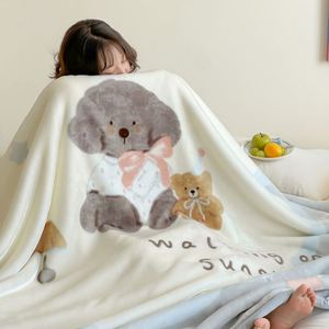 Manta de Franela Cálida y Ecológica con Estampado de Dibujos Animados de Lujo para Decoración de Cama - Product Image 4