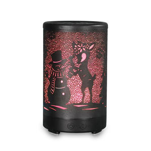 Diffuseur d'arômes en fer en forme de cerf et de bonhomme de neige, humidificateur de 100 ml avec lumière LED pour la maison, le bureau, cadeau de Noël - Product Image 5