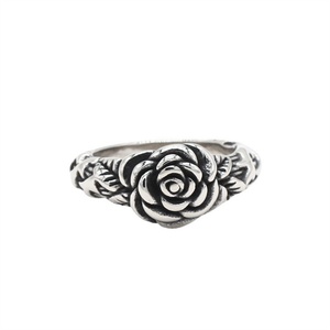 Anillo de Joyería Personalizado Vintage, Anillos de Flores de Acero Inoxidable para Mujer - Product Image 1