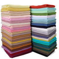 56 couleurs en stock, vente en gros, foulards personnalisés avec logo, hijab en jersey liquide de qualité supérieure, fournisseur d'usine pour les hijabs de luxe musulmans